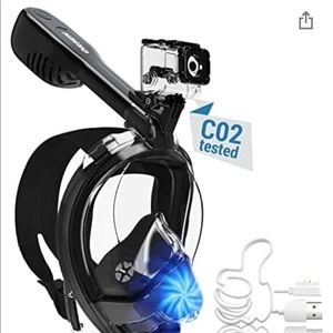 Mens Large full face snorkel mask with anti fogging fans and go pro mount